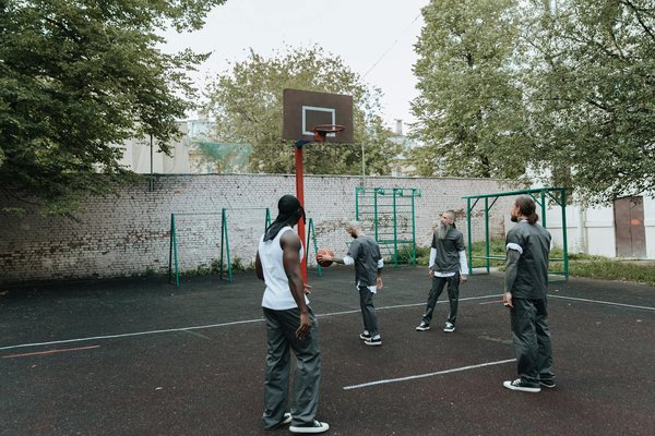 Pourquoi les sports électroniques gagnent-ils en popularité chez les jeunes ?